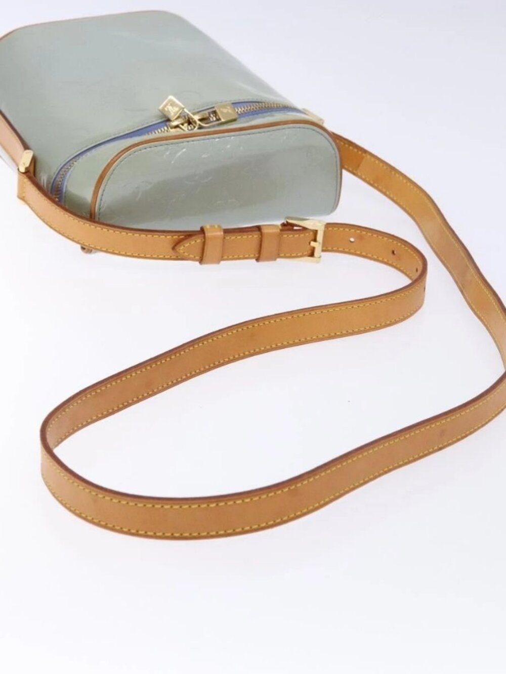 LOUIS VUITTON Monogram Vernis Sullivan Vertical Bag Lavande - Picture 8 of 16